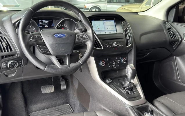 imagem-https://www.socarrao.com.br/sc-vehicle-images-prod/2754667/1785855184480-8280648_11_B_33deec8405.jpeg