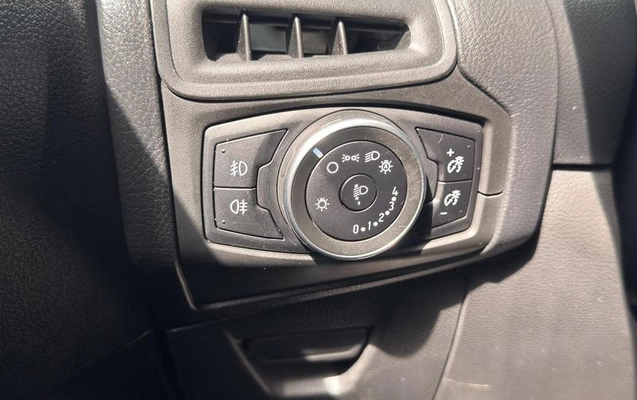 imagem-https://www.socarrao.com.br/sc-vehicle-images-prod/2754667/1785855184488-8280648_20_B_14ca357604.jpeg