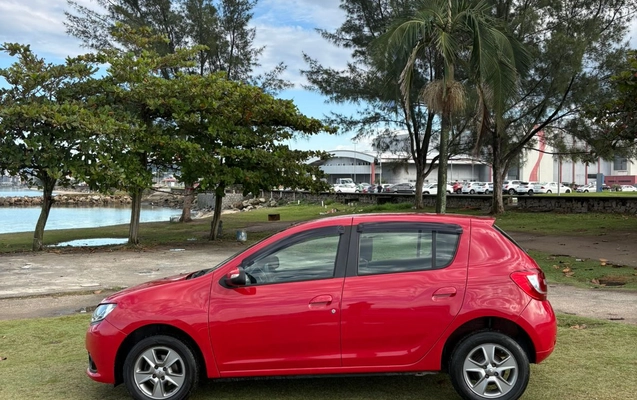 imagem-https://www.socarrao.com.br/sc-vehicle-images-prod/2755098/1787770599705-003_aae08090c160387e36cf624be5d6e089.jpeg