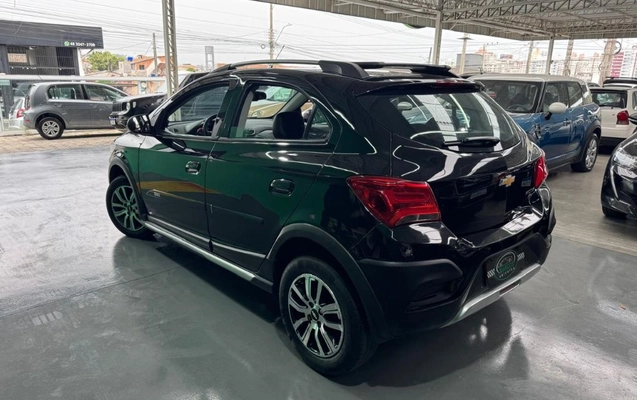 imagem-https://www.socarrao.com.br/sc-vehicle-images-prod/2755127/1789501097422-gb-5226ea2.jpeg