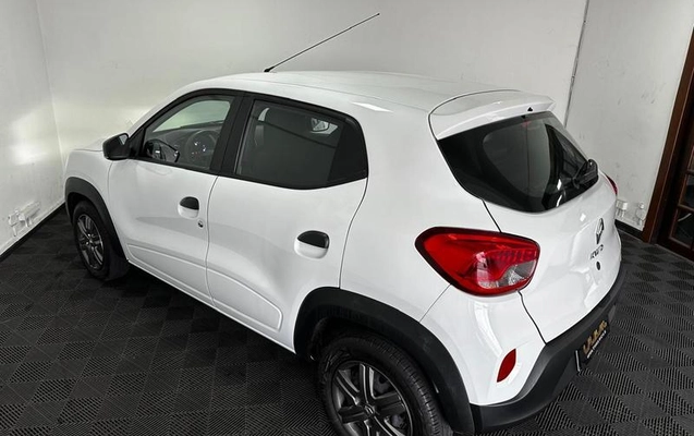 imagem-https://www.socarrao.com.br/sc-vehicle-images-prod/2755734/1788284783623-8295167_14_B_aae16c3ed4.jpeg