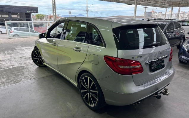 imagem-https://www.socarrao.com.br/sc-vehicle-images-prod/2755835/1788978204863-gb-4662736.jpeg