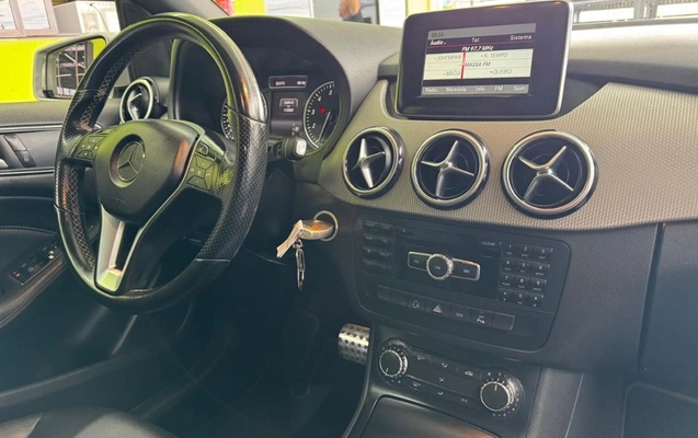 imagem-https://www.socarrao.com.br/sc-vehicle-images-prod/2755835/1788978204869-gb-f00b841.jpeg