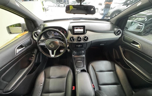 imagem-https://www.socarrao.com.br/sc-vehicle-images-prod/2755835/1788978204873-gb-c3ce0c8.jpeg