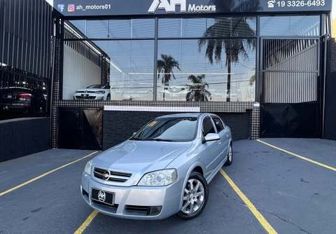 Chevrolet Astra 2011 Prata — foto 1 de 3