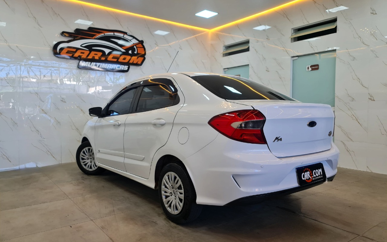 imagem-https://www.socarrao.com.br/sc-vehicle-images-prod/2756258/1784571645086-Ni5qcGc.jpg