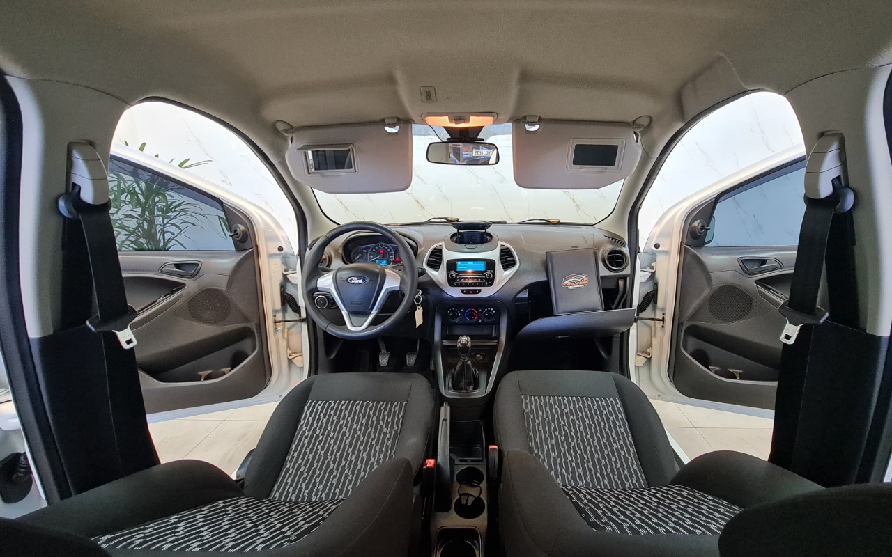 imagem-https://www.socarrao.com.br/sc-vehicle-images-prod/2756258/1784571645592-OS5qcGc.jpg