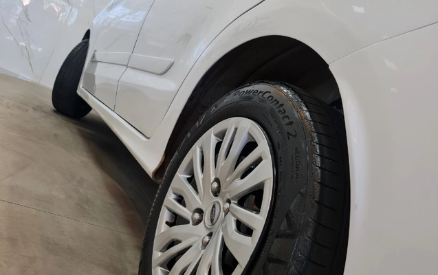 imagem-https://www.socarrao.com.br/sc-vehicle-images-prod/2756258/1784571646572-MTcuanBn.jpg