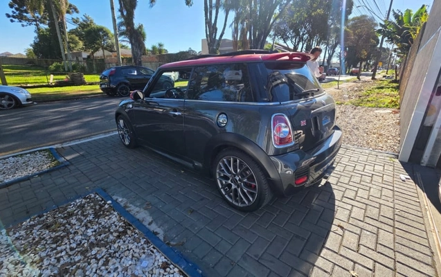 imagem-https://www.socarrao.com.br/sc-vehicle-images-prod/2756271/1784556532697-vehicle_image_1784556306_1bcd426c628a023c7a4688e162bd2223.jpeg