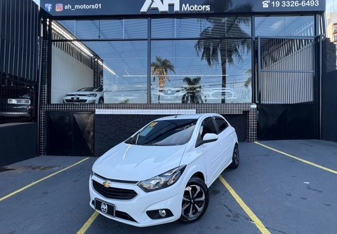 Chevrolet Onix 2018 Branco — foto 1 de 3