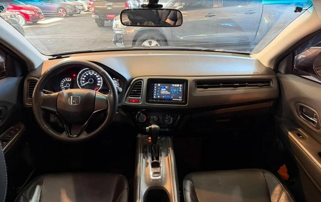 imagem-https://www.socarrao.com.br/sc-vehicle-images-prod/2756806/1784561015810-8295537_6_B_59b4584ca0.jpeg