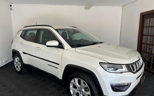 imagem-https://www.socarrao.com.br/sc-vehicle-images-prod/2756842/1788284731862-8295520_11_B_a704c21e61.jpeg