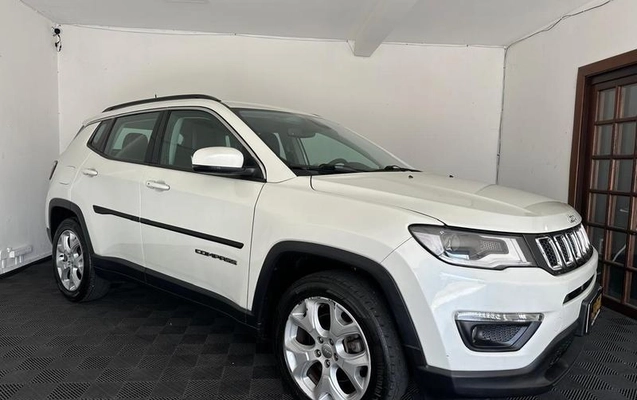 imagem-https://www.socarrao.com.br/sc-vehicle-images-prod/2756842/1788284731863-8295520_11_B_f03b5715dc.jpeg