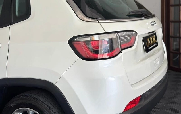 imagem-https://www.socarrao.com.br/sc-vehicle-images-prod/2756842/1788284731865-8295520_48_B_75c4bcf7f3.jpeg