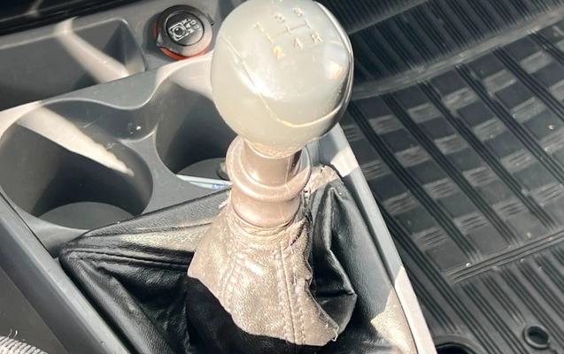 imagem-https://www.socarrao.com.br/sc-vehicle-images-prod/2757473/1784559892454-V2hhdHNBcHAgSW1hZ2UgMjAyNi0wNy0yMCBhdCAxMC4zMC4yOSAoNSkuanBlZw.jpeg