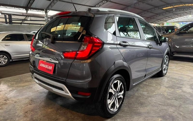 imagem-https://www.socarrao.com.br/sc-vehicle-images-prod/2757699/1788975920821-8295823_6_B_6672a5e8e4.jpeg