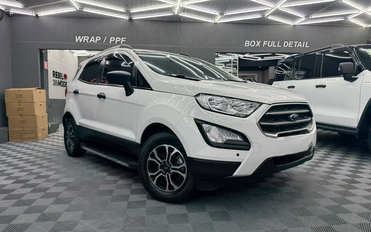 Ford EcoSport 2020 Branco — foto 1 de 3