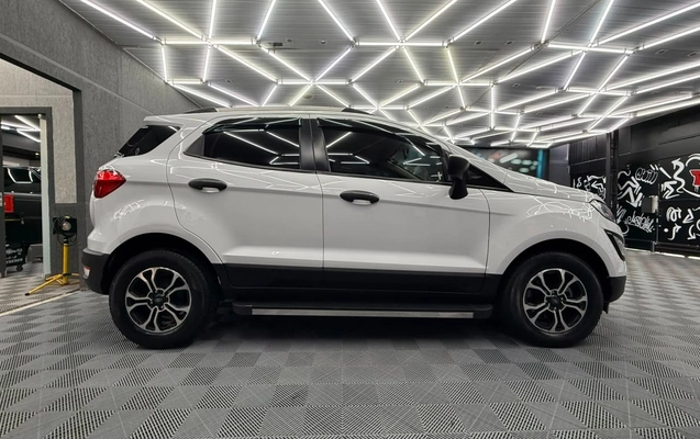 imagem-https://www.socarrao.com.br/sc-vehicle-images-prod/2757964/1784669487203-V2hhdHNBcHAgSW1hZ2UgMjAyNi0wNy0xNSBhdCAxOC4yNi40NSAoMykuanBlZw.jpeg