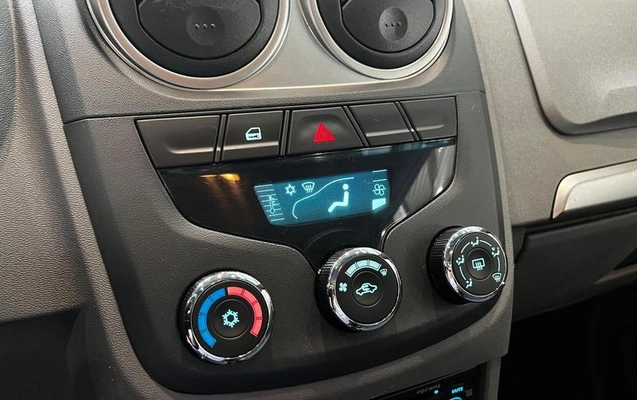 imagem-https://www.socarrao.com.br/sc-vehicle-images-prod/2758321/1789660079901-8202146_16_B_0ff0583edc.jpeg