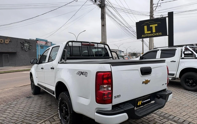 imagem-https://www.socarrao.com.br/sc-vehicle-images-prod/2758600/1784563131912-V2hhdHNBcHAgSW1hZ2UgMjAyNi0wNy0wMiBhdCAwOS40NS4xMCAoNSkuanBlZw.jpeg