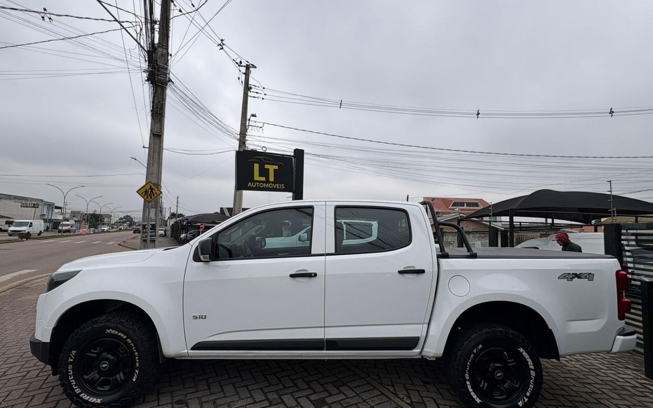 imagem-https://www.socarrao.com.br/sc-vehicle-images-prod/2758600/1784563131981-V2hhdHNBcHAgSW1hZ2UgMjAyNi0wNy0wMiBhdCAwOS40NS4xMCAoNikuanBlZw.jpeg