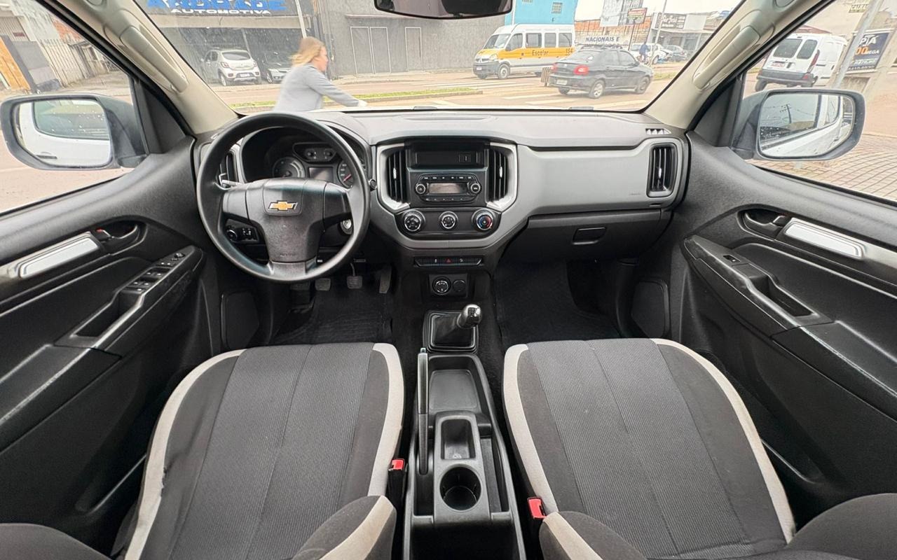 imagem-https://www.socarrao.com.br/sc-vehicle-images-prod/2758600/1784563132306-V2hhdHNBcHAgSW1hZ2UgMjAyNi0wNy0wMiBhdCAwOS40NS4xMCAoOSkuanBlZw.jpeg