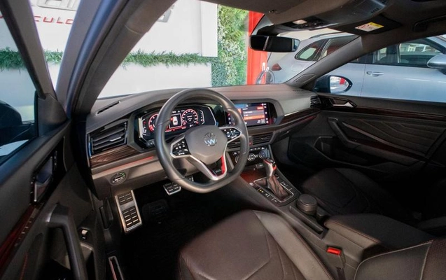 imagem-https://www.socarrao.com.br/sc-vehicle-images-prod/2759884/1789650110986-8296360_23_B_a95b2ae92f.jpeg
