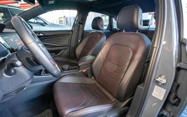 imagem-https://www.socarrao.com.br/sc-vehicle-images-prod/2759884/1789650110987-8296360_14_B_1f6b73dd41.jpeg