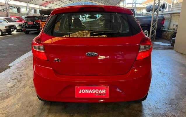 imagem-https://www.socarrao.com.br/sc-vehicle-images-prod/2760058/1784567651936-8296370_0_B_9053f9c341.jpeg