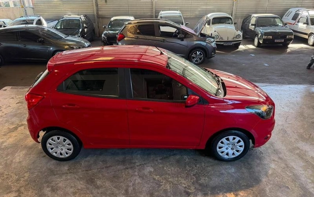 imagem-https://www.socarrao.com.br/sc-vehicle-images-prod/2760058/1784567651956-8296370_15_B_9cc96e5652.jpeg