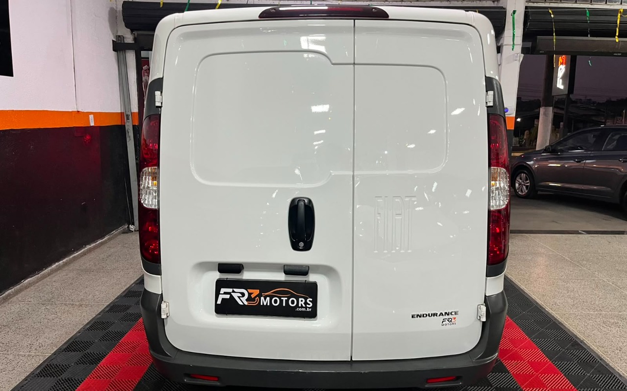 imagem-https://www.socarrao.com.br/sc-vehicle-images-prod/2760078/1784567678330-V2hhdHNBcHAgSW1hZ2UgMjAyNi0wNy0xOCBhdCAxMC41NC40MSAoMSkuanBlZw.jpeg