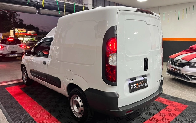 imagem-https://www.socarrao.com.br/sc-vehicle-images-prod/2760078/1784567678520-V2hhdHNBcHAgSW1hZ2UgMjAyNi0wNy0xOCBhdCAxMC41NC40MSAoMykuanBlZw.jpeg
