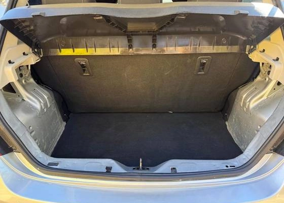 imagem-https://www.socarrao.com.br/sc-vehicle-images-prod/2760298/1784568354088-chevrolet-onix-1.0-flex-lt-manual-wmimagem1343189950.jpg