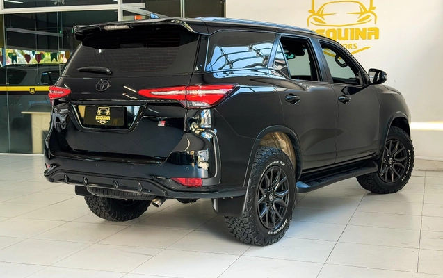 imagem-https://www.socarrao.com.br/sc-vehicle-images-prod/2760574/1784569209799-8efedd2d3f664b0f95a23e87d17de771_1784569162053.jpg