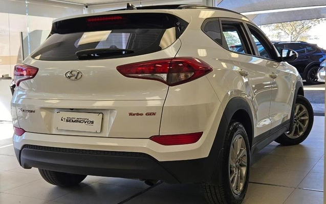 imagem-https://www.socarrao.com.br/sc-vehicle-images-prod/2760727/1788544568794-8296730_4_B_e513834f3b.jpeg