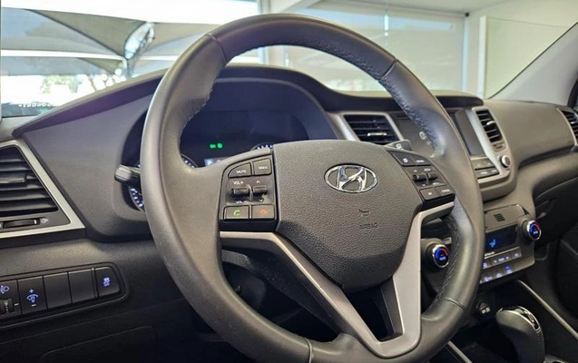imagem-https://www.socarrao.com.br/sc-vehicle-images-prod/2760727/1788544568800-8296730_7_B_bf7e954322.jpeg