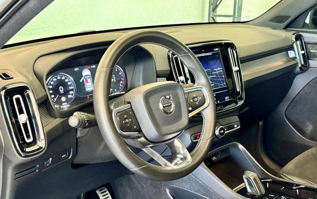 imagem-https://www.socarrao.com.br/sc-vehicle-images-prod/2760962/1787686620981-8292005_14_B_35c2989b22.jpeg