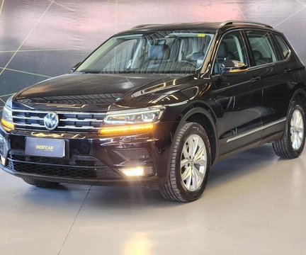Volkswagen Tiguan 2018 Preto — foto 1 de 3