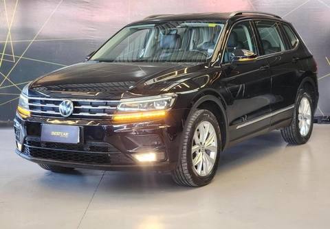 Volkswagen Tiguan 2018 Preto — foto 1 de 3
