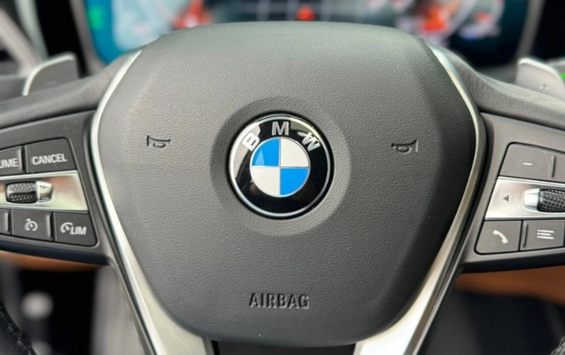 imagem-https://www.socarrao.com.br/sc-vehicle-images-prod/2761416/1784571903058-26382f83-54f7-4295-843c-b37fcc94365c.jpg