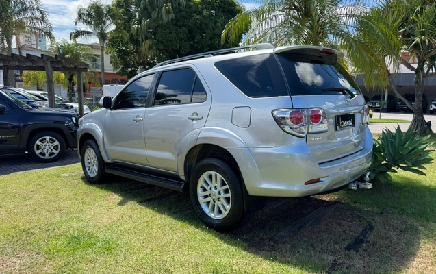 imagem-https://www.socarrao.com.br/sc-vehicle-images-prod/2761421/1784571907011-dd081ad1-4a0b-4461-b694-f2010cb47363.jpg