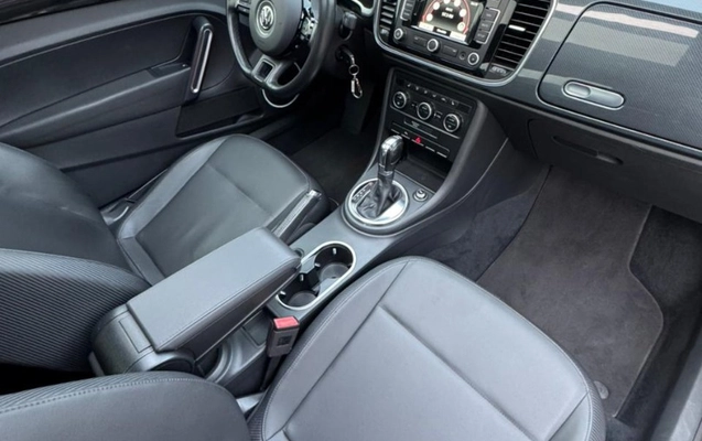 imagem-https://www.socarrao.com.br/sc-vehicle-images-prod/2761425/1784571909408-5ed909ae-fa07-4d96-a39c-b1f9351e851e.jpg