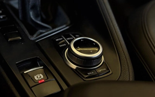 imagem-https://www.socarrao.com.br/sc-vehicle-images-prod/2761653/1787926974118-8214101_20_B_4ef2f822ef.jpeg
