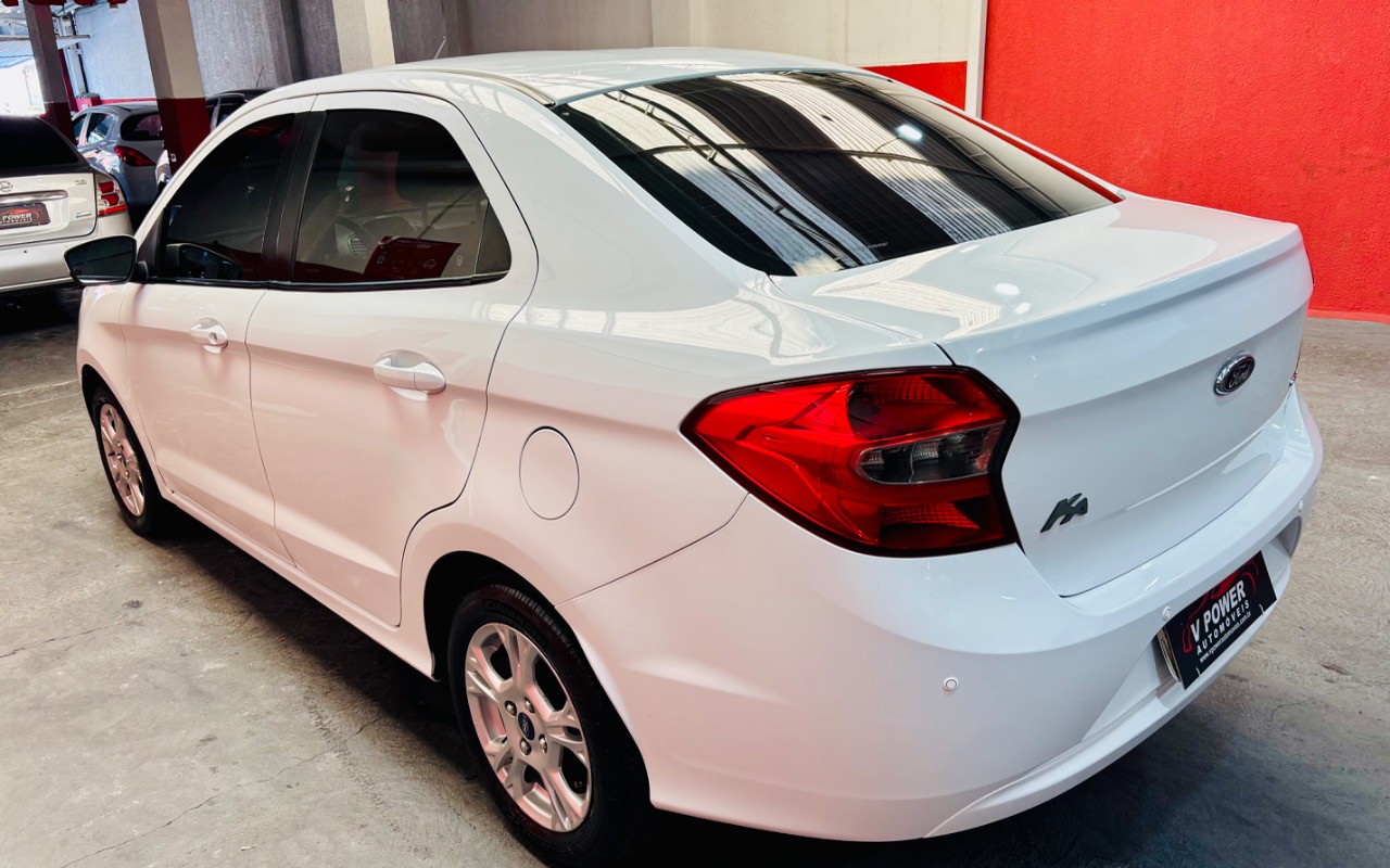 imagem-https://www.socarrao.com.br/sc-vehicle-images-prod/2762122/1784574070651-SU1HXzY5MTUuanBlZw.jpeg