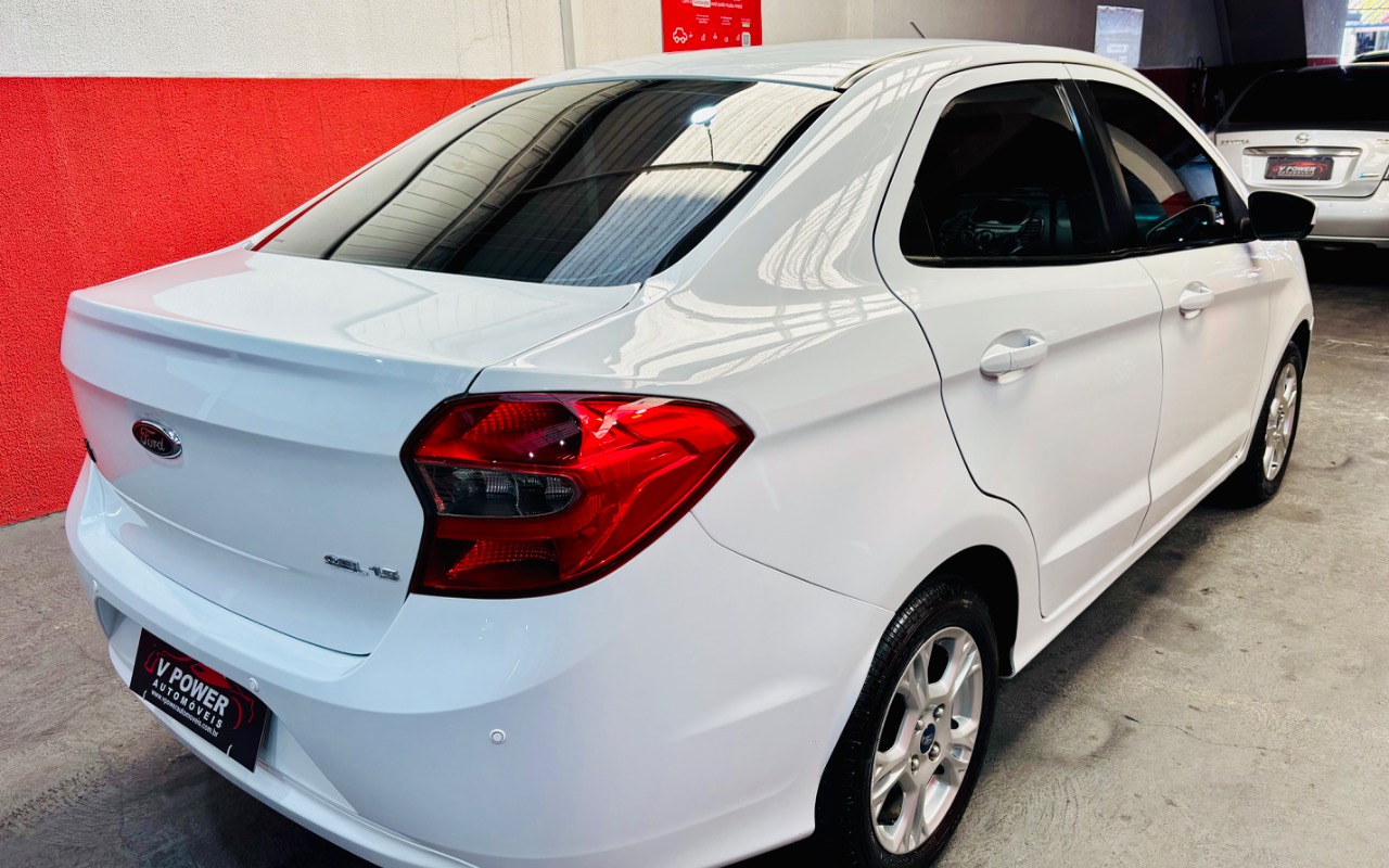 imagem-https://www.socarrao.com.br/sc-vehicle-images-prod/2762122/1784574070899-SU1HXzY5MTMuanBlZw.jpeg