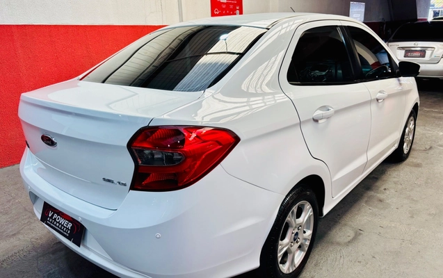 imagem-https://www.socarrao.com.br/sc-vehicle-images-prod/2762122/1784574070899-SU1HXzY5MTMuanBlZw.jpeg