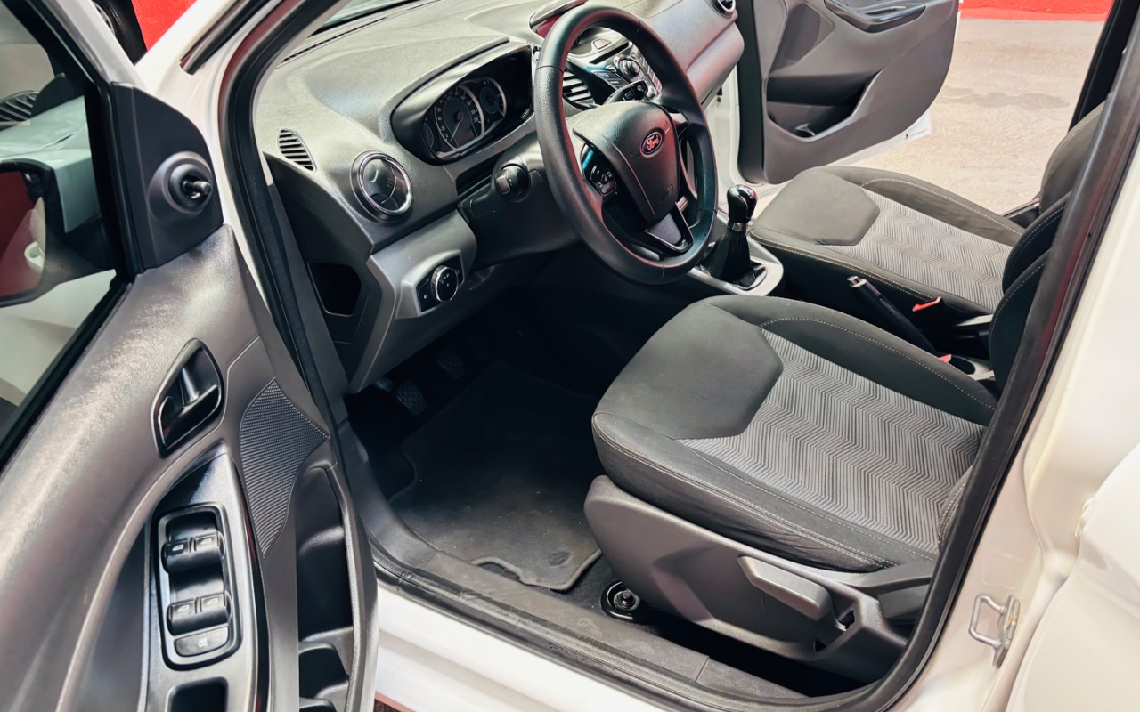 imagem-https://www.socarrao.com.br/sc-vehicle-images-prod/2762122/1784574071504-SU1HXzY5MTkuanBlZw.jpeg