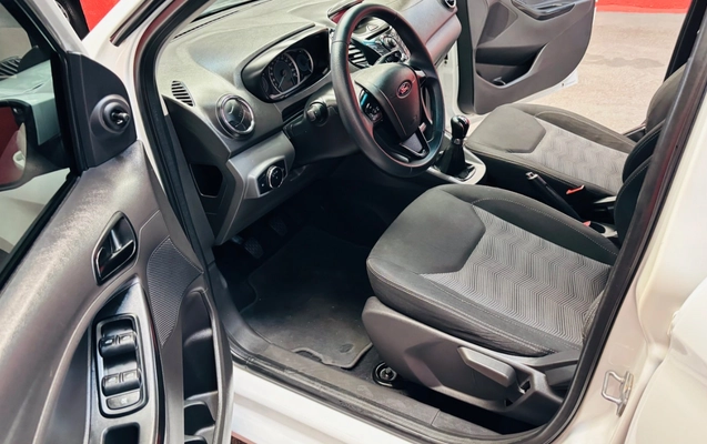 imagem-https://www.socarrao.com.br/sc-vehicle-images-prod/2762122/1784574071504-SU1HXzY5MTkuanBlZw.jpeg