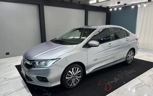 imagem-https://www.socarrao.com.br/sc-vehicle-images-prod/2762473/1789662636452-8291096_9_B_1c9e6a2bb2.jpeg