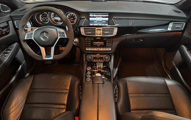 imagem-https://www.socarrao.com.br/sc-vehicle-images-prod/2762538/1784575606042-c3bdade5ce734460a45d140d4c15f3ef_1784575408326.jpg